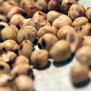 Voir la recette, Noisettes émondées et grillées à sec